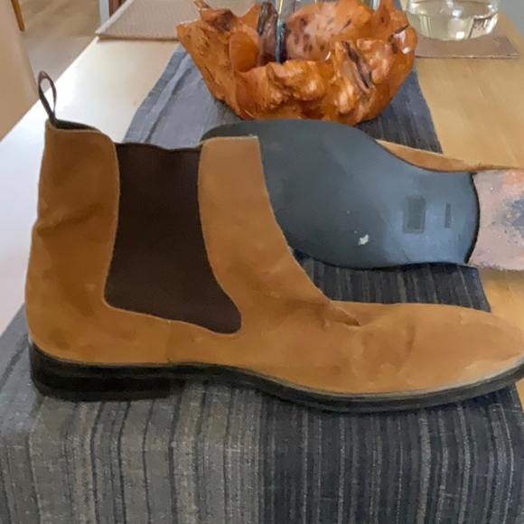 Men’s Hugo Boss Chelsea Boot size 12